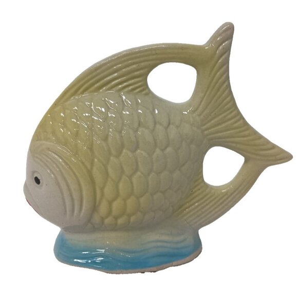 Vintage Hand Crafted Ceramic Angel Fish Figurine Nautical Mid Century Modern - Picture 1 of 10